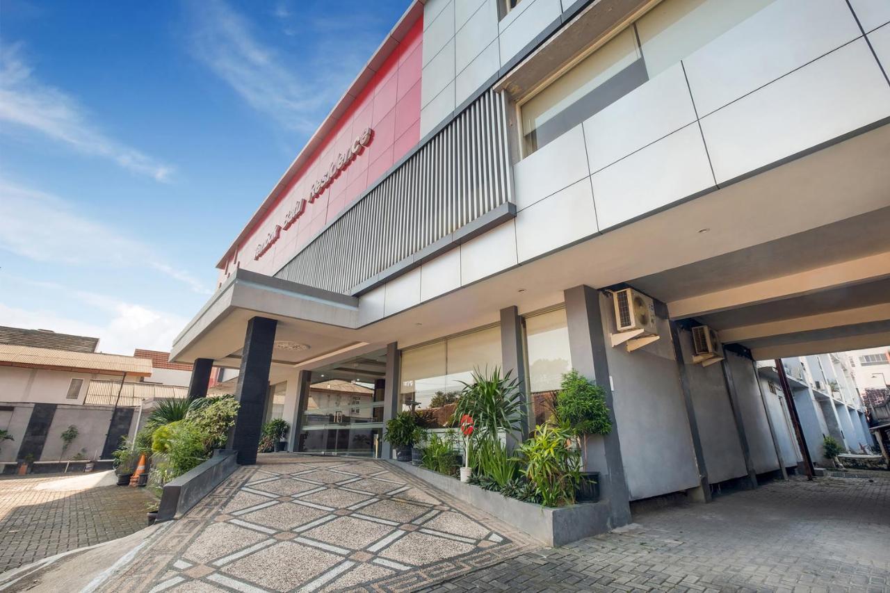 Oyo Flagship 3726 Tembok Batu Residence Tugu 外观 照片