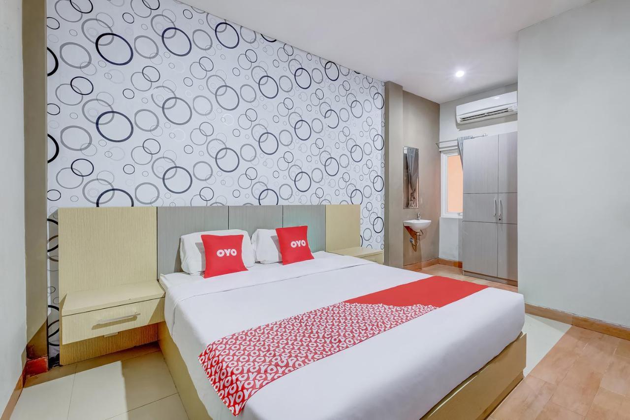 Oyo Flagship 3726 Tembok Batu Residence Tugu 外观 照片