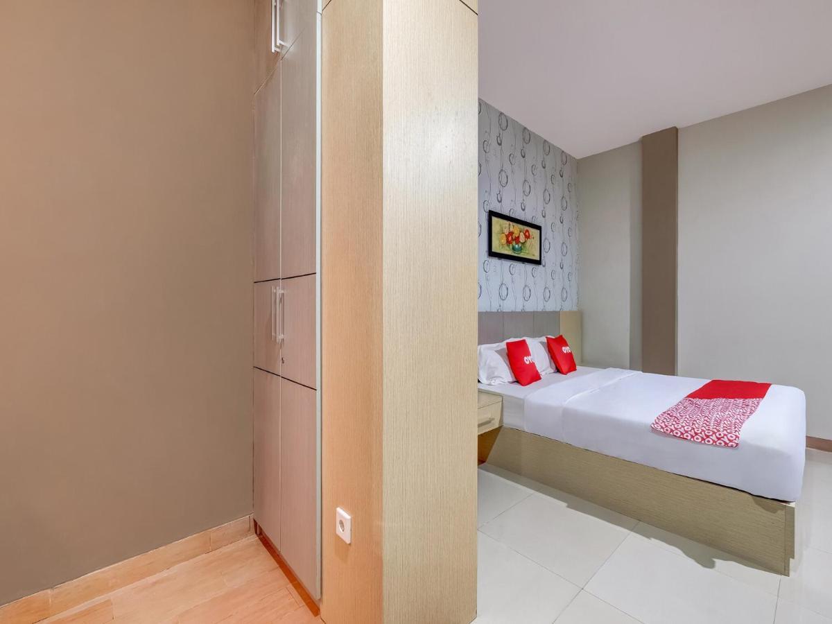 Oyo Flagship 3726 Tembok Batu Residence Tugu 外观 照片