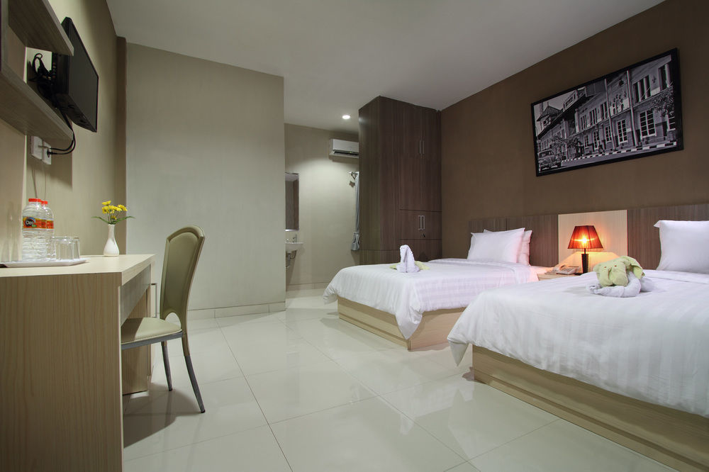 Oyo Flagship 3726 Tembok Batu Residence Tugu 外观 照片