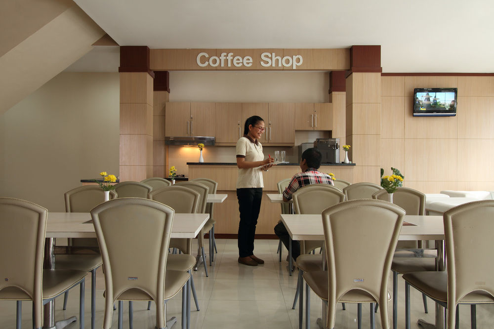 Oyo Flagship 3726 Tembok Batu Residence Tugu 外观 照片